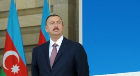 Ильхам Алиев посетил беженцев